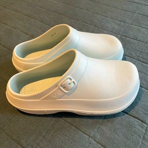 Hello SoHo Shoes Size 7/8